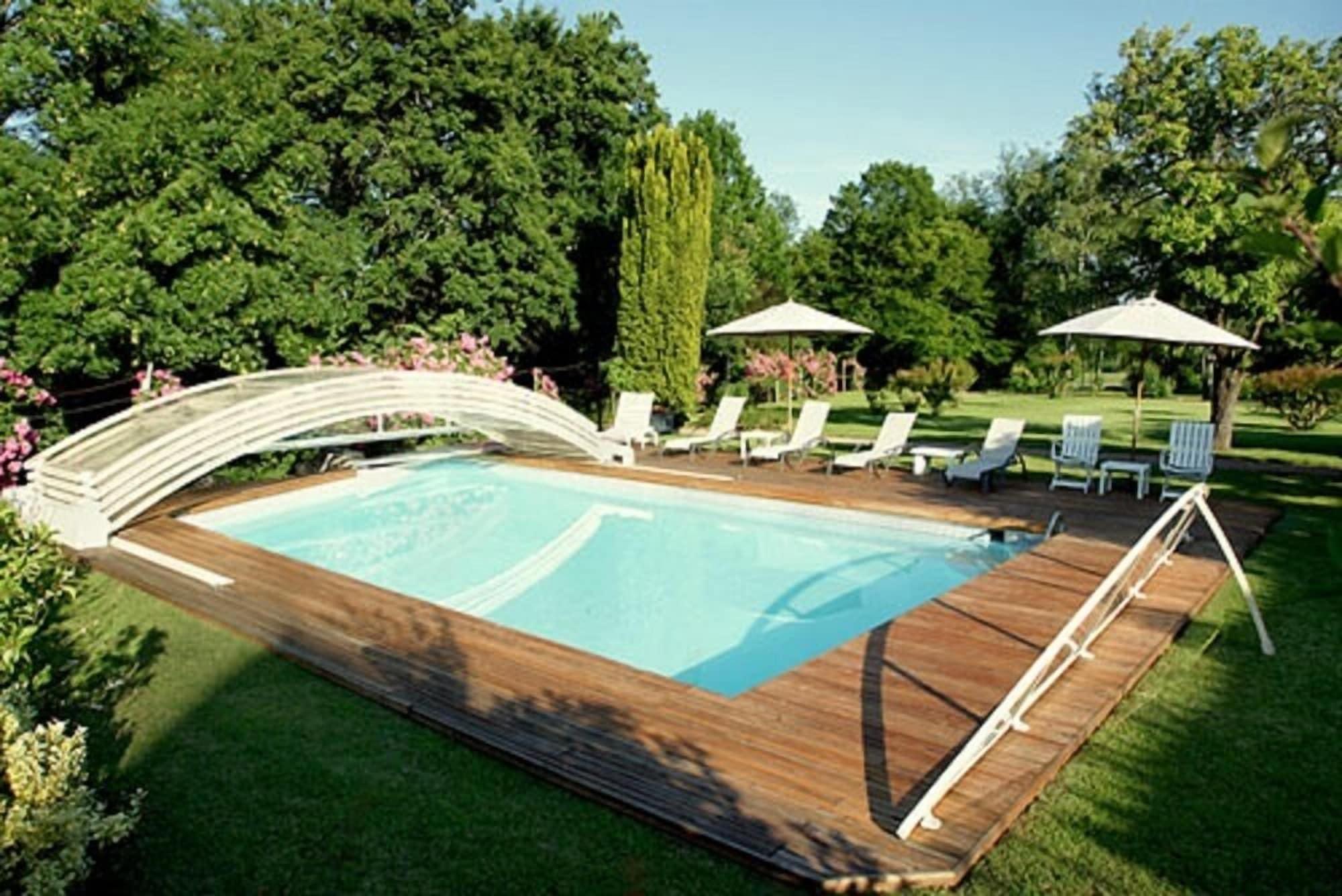 Vista Piscina Le Chatenet