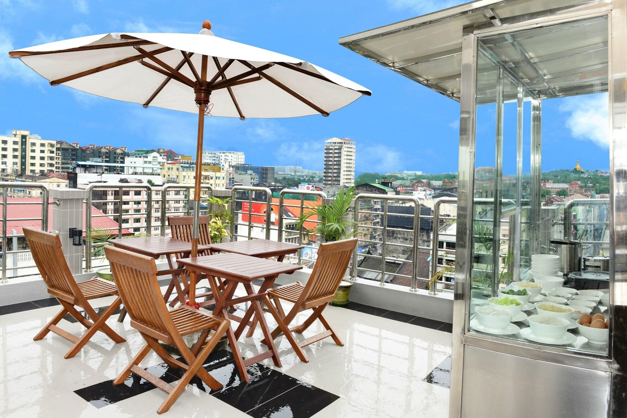 Varios Hotel Grand United 21st Downtown