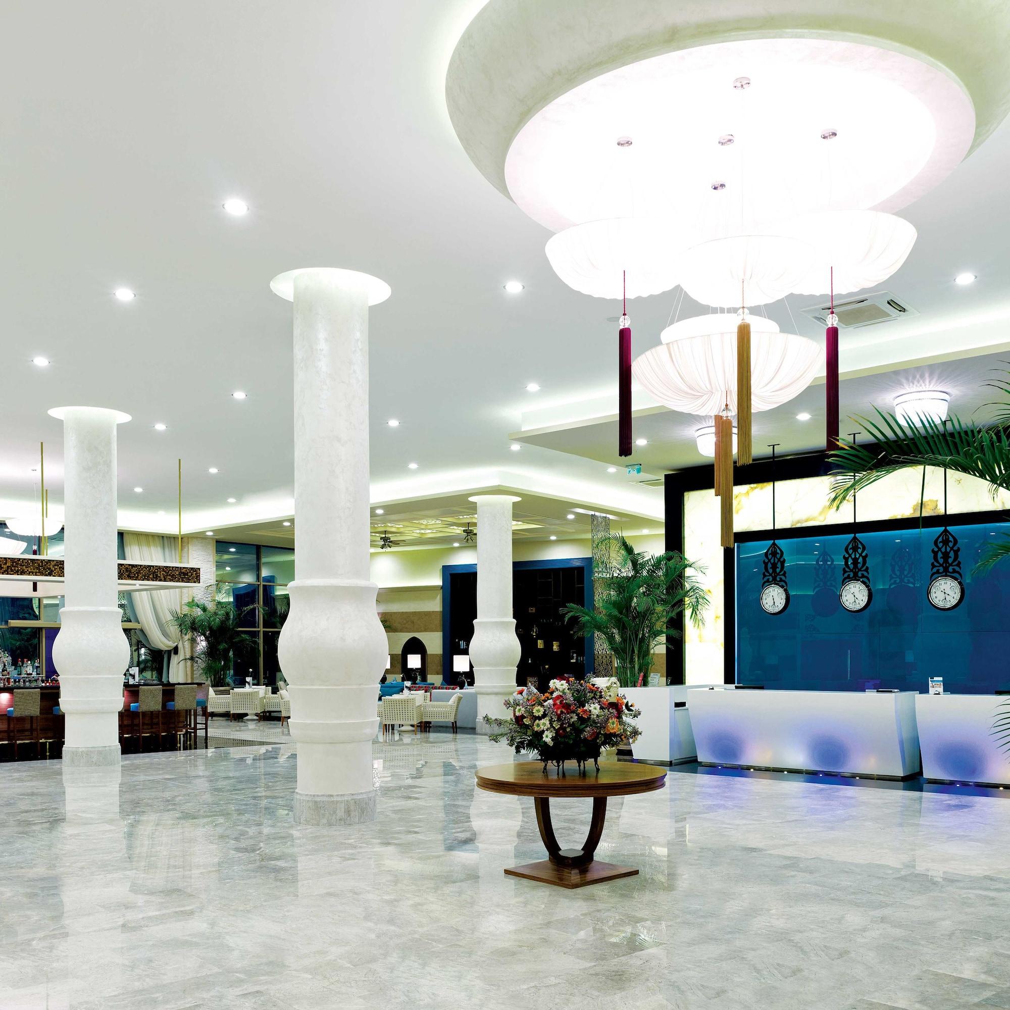 Vista Lobby Paloma Pasha  - All inclusive