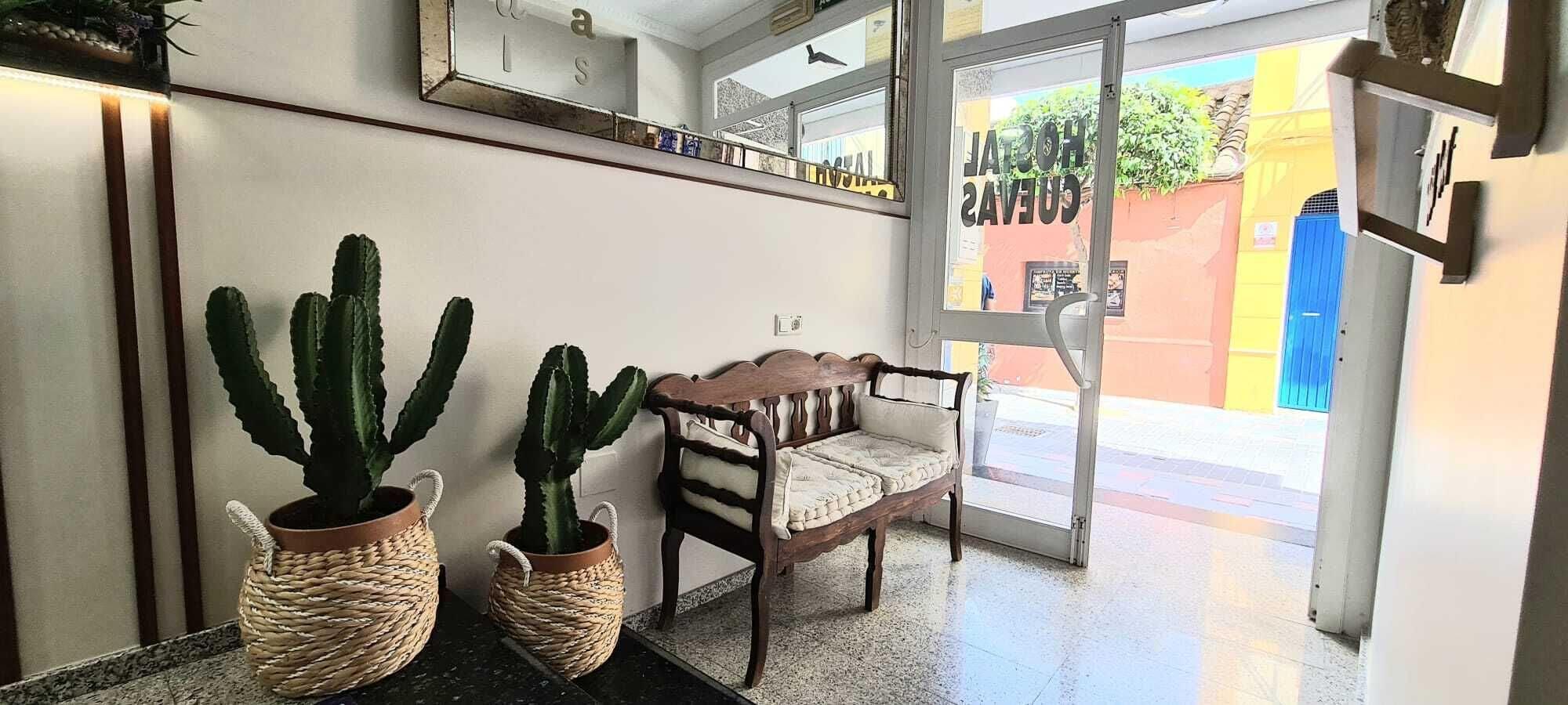 Vista Lobby Hostal Cuevas