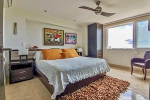 Alquiler Vacacional - 3-bedroom Beachfront Penthouse w. Spectacular Views