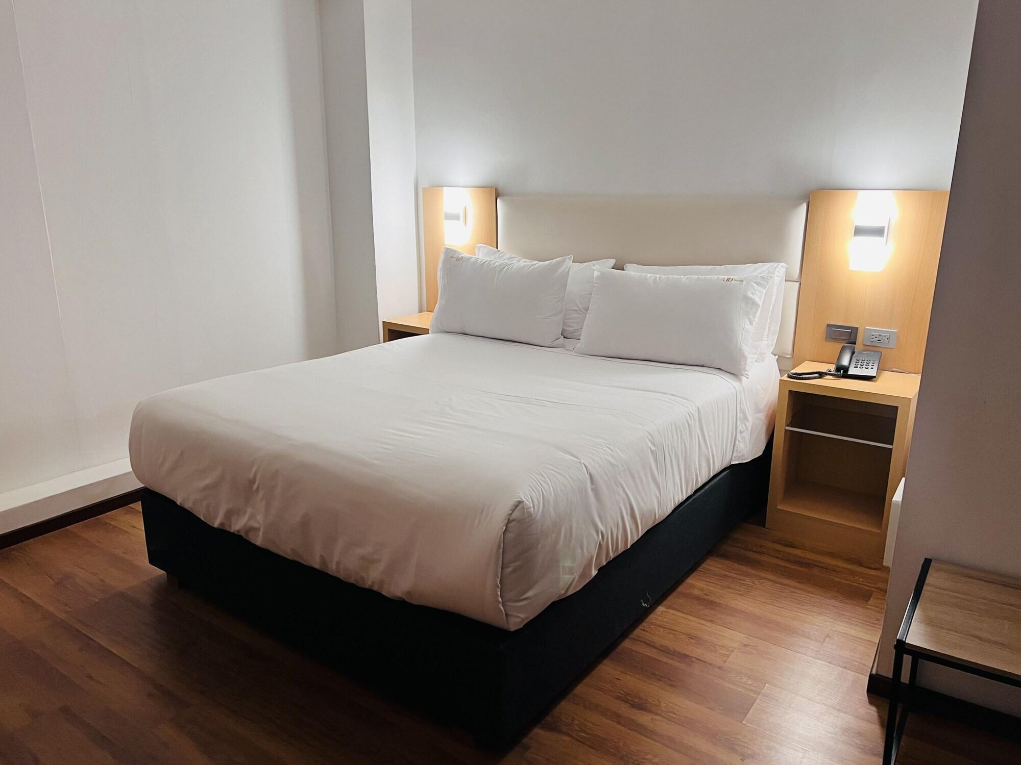 Varios Hostal El Mirador