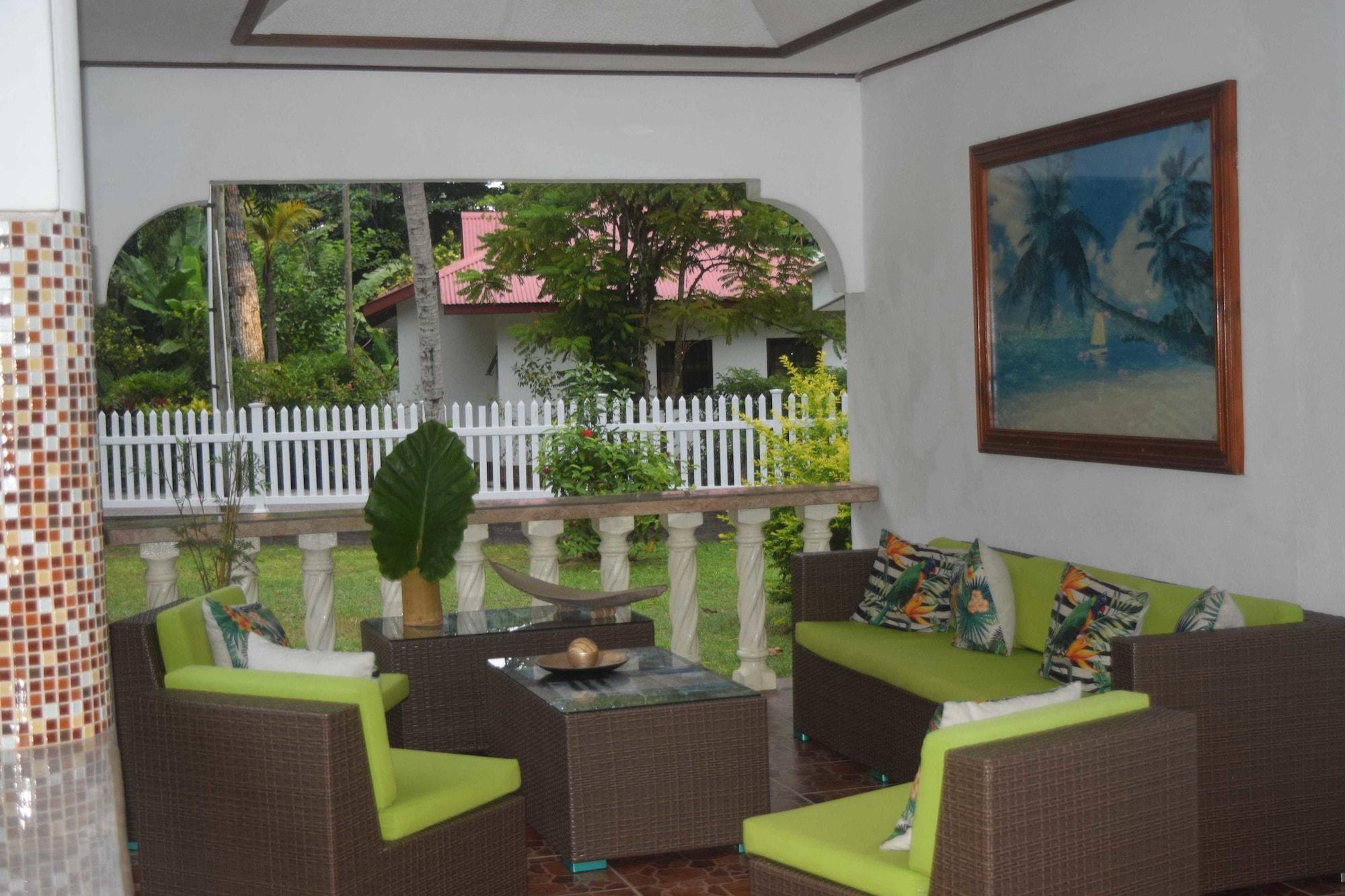 Vista Lobby Chalet Bamboo Vert