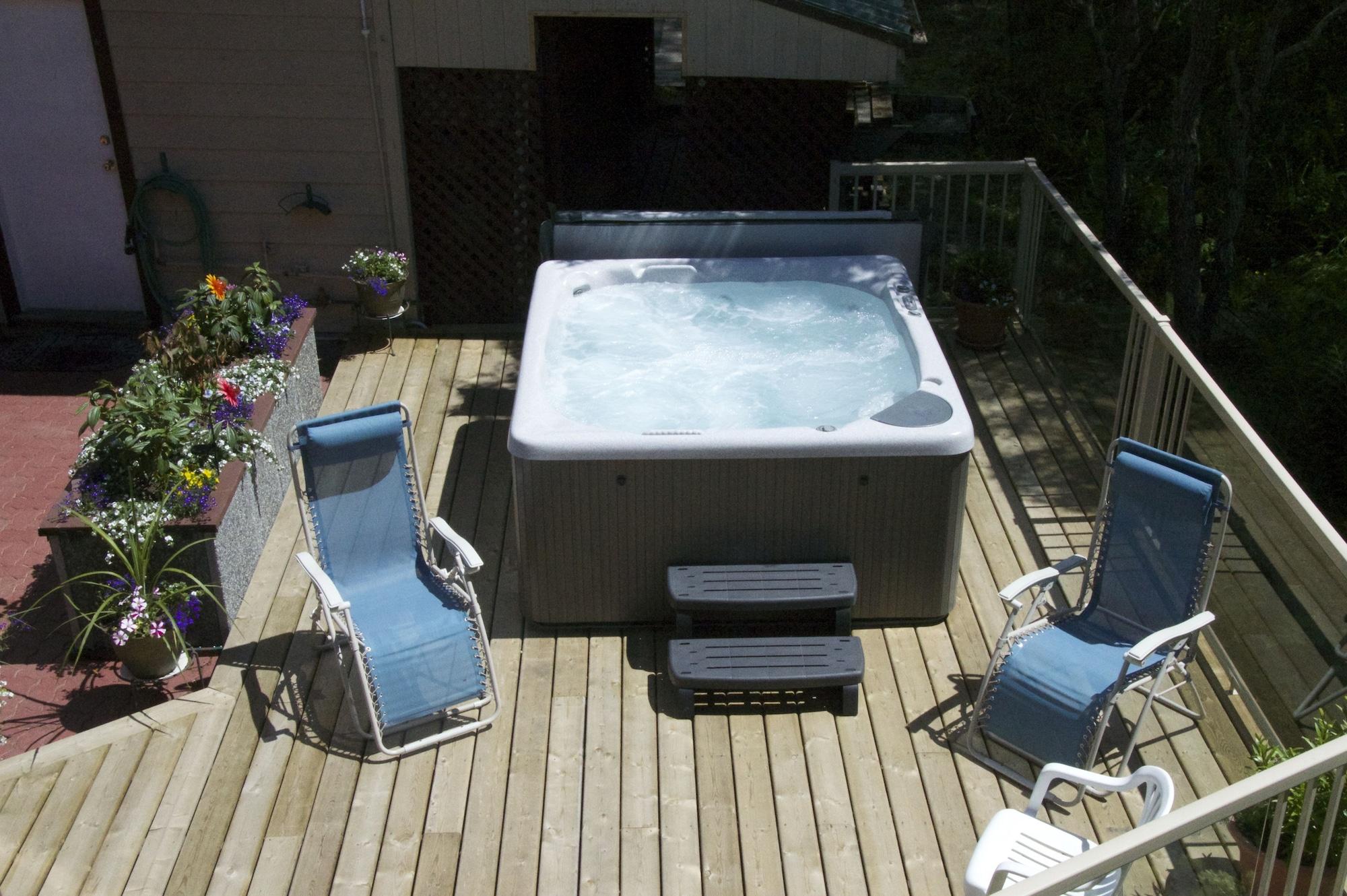 Varios Enchanter Oceanview Suites