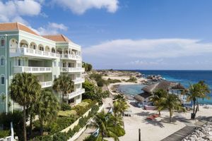 Alojamiento - Blue Bay Beach Apartments