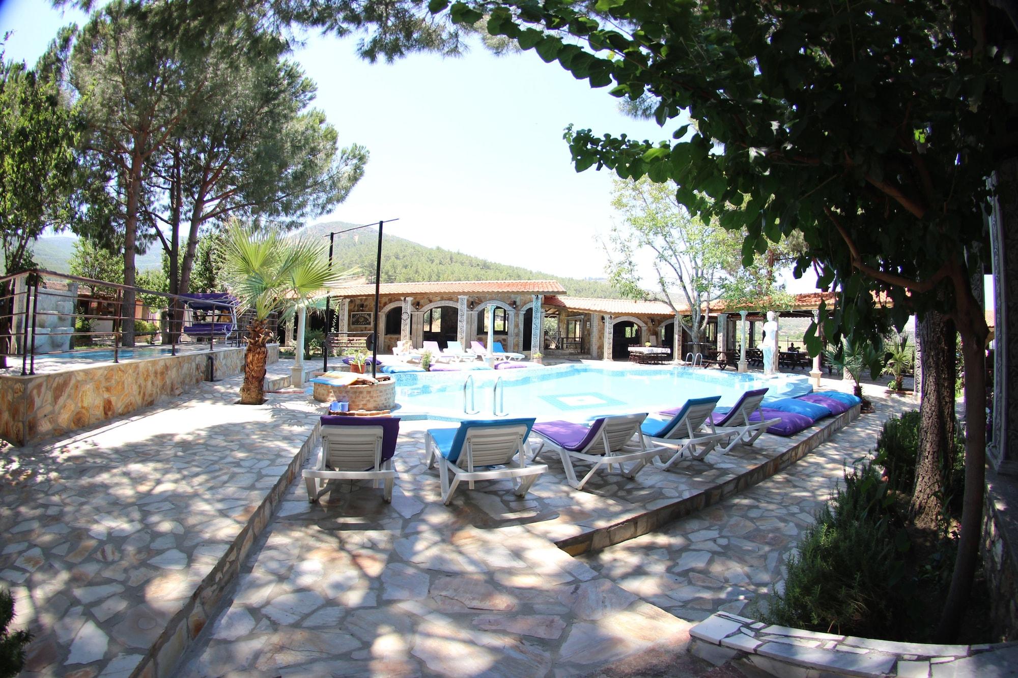 Vista Exterior Atilla's Getaway