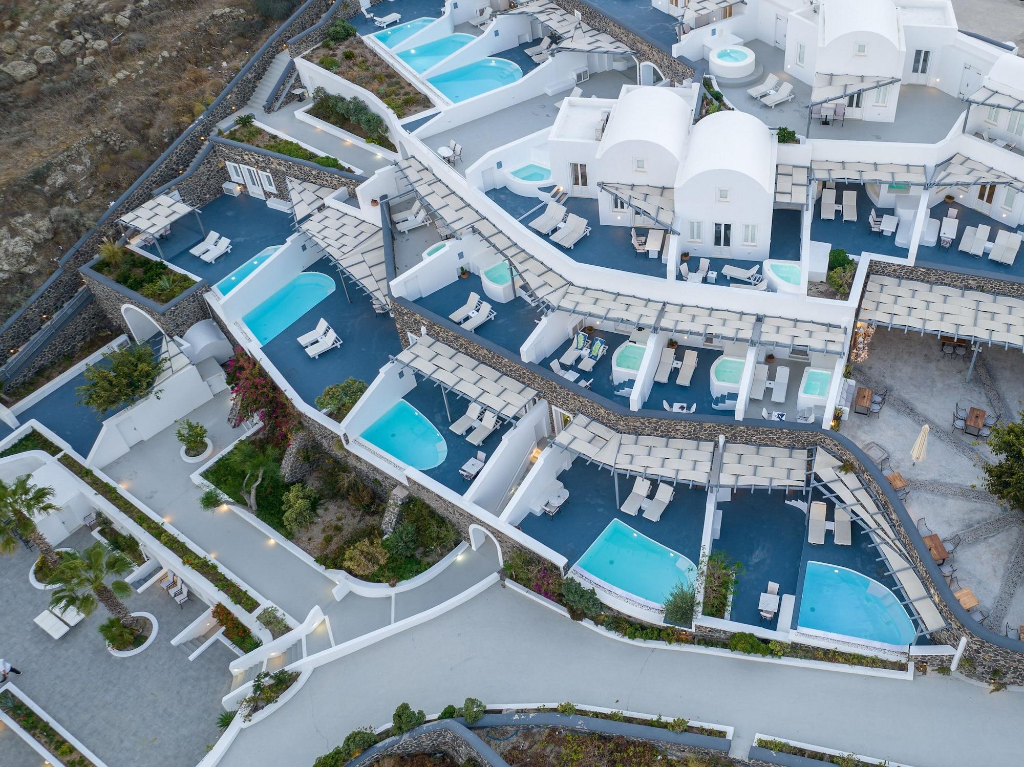 Vista Exterior Amber Light Villas Santorini