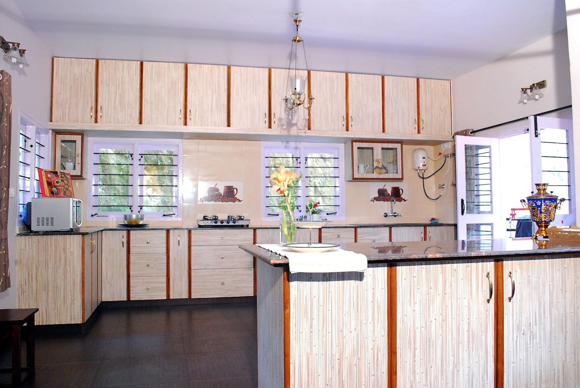 Restaurant Amritasthanam Guest House And Retreat