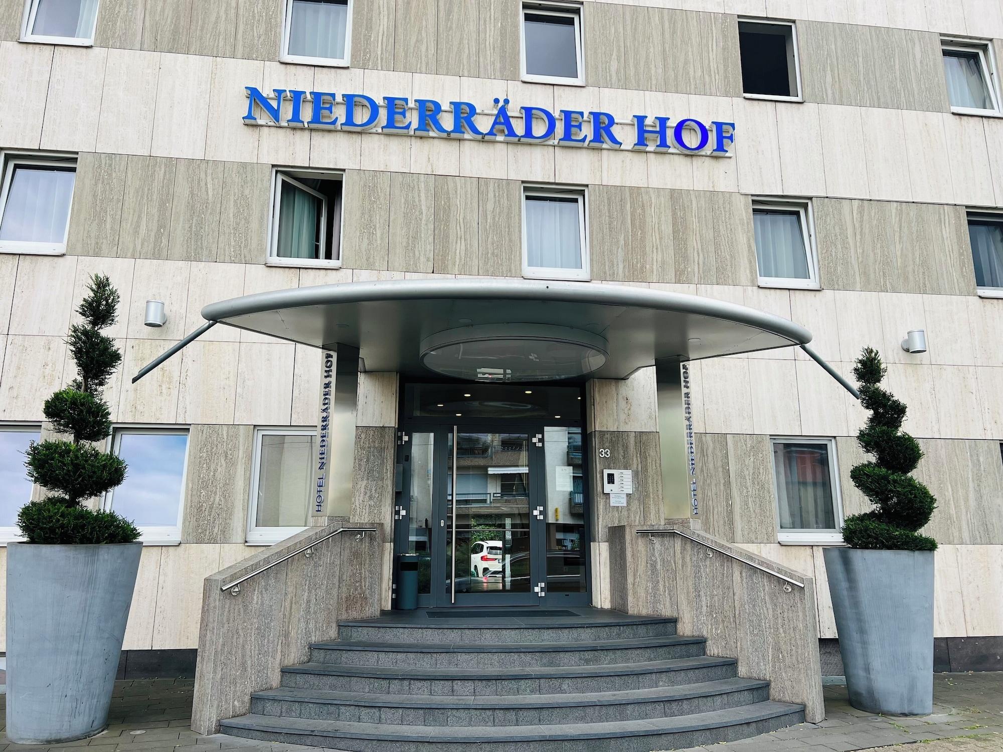 Vista Exterior Hotel Niederraeder Hof