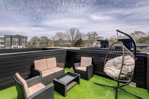 Renta temporal - Modern Atlanta Townhome Rental ~ 2 Mi to Downtown!
