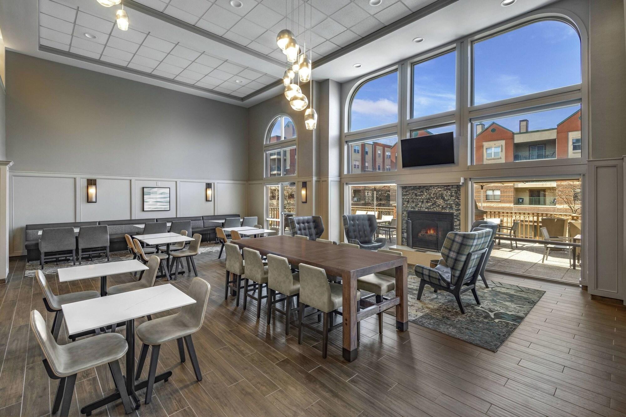 Varios Residence Inn by Marriott Indianapolis Downtown on the Canal