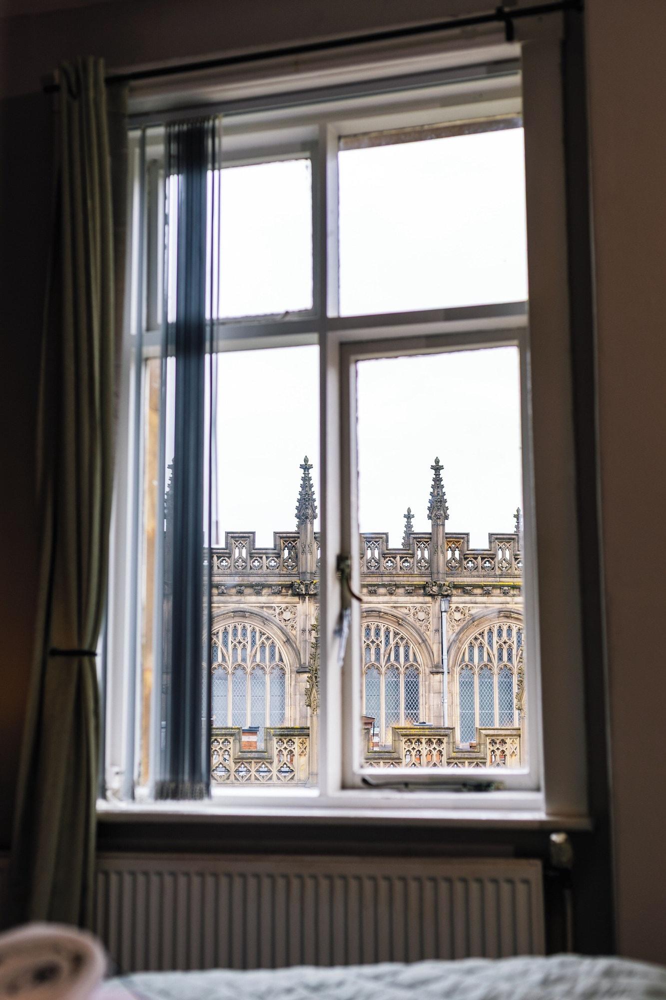 Varios Mitre Hotel Manchester City Centre