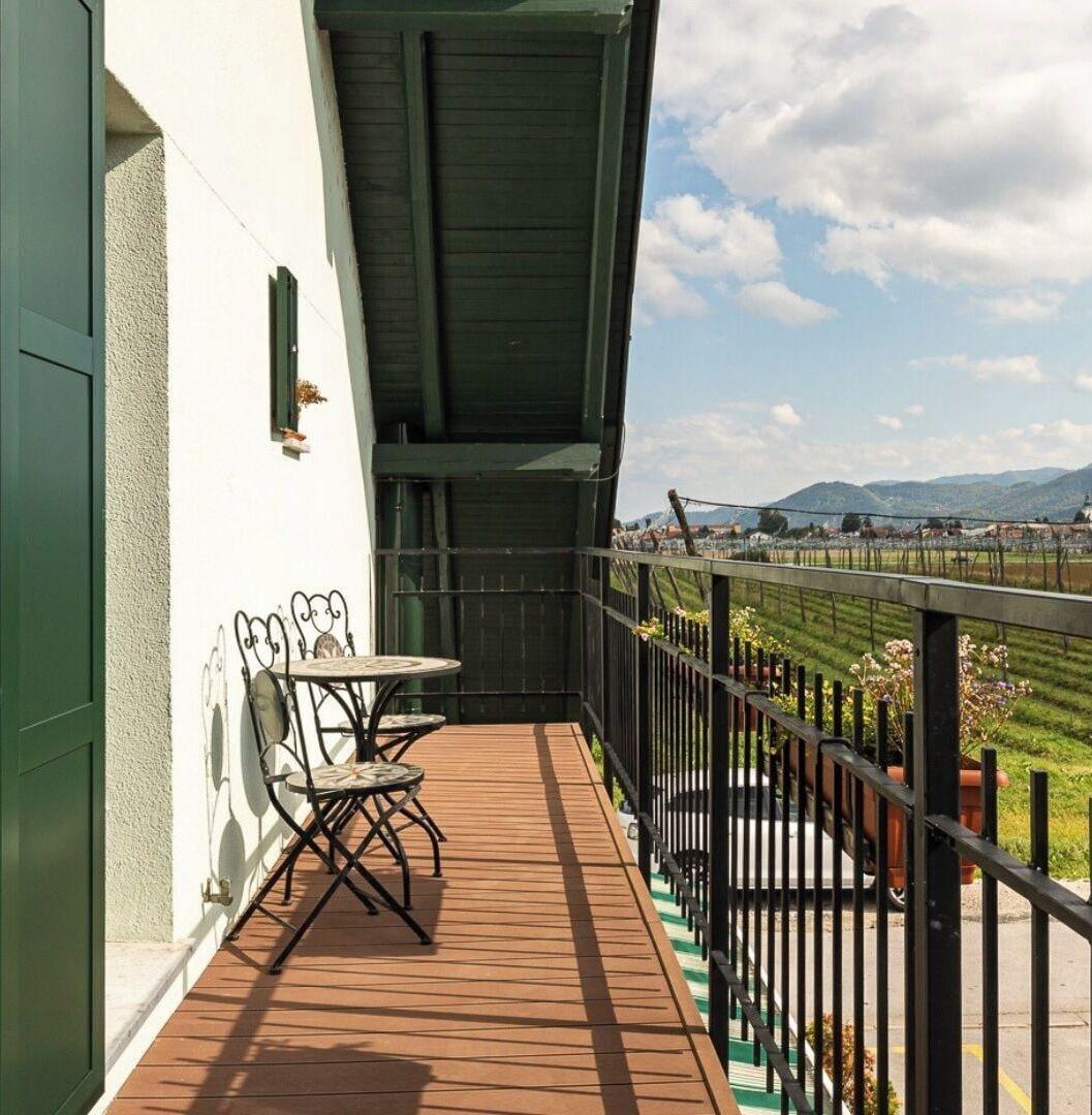 Vista Exterior Bed & Breakfast Dvorec