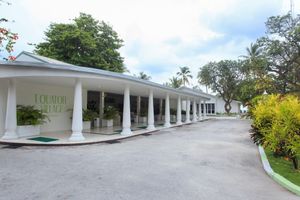 Alojamiento - Equator Village