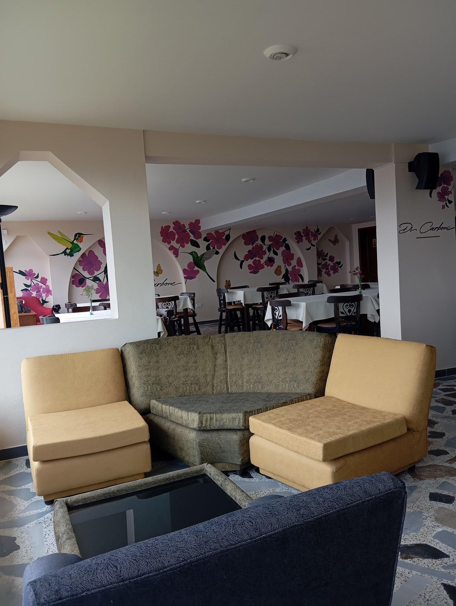 Varios Di Carbone Hotel Gastrobar