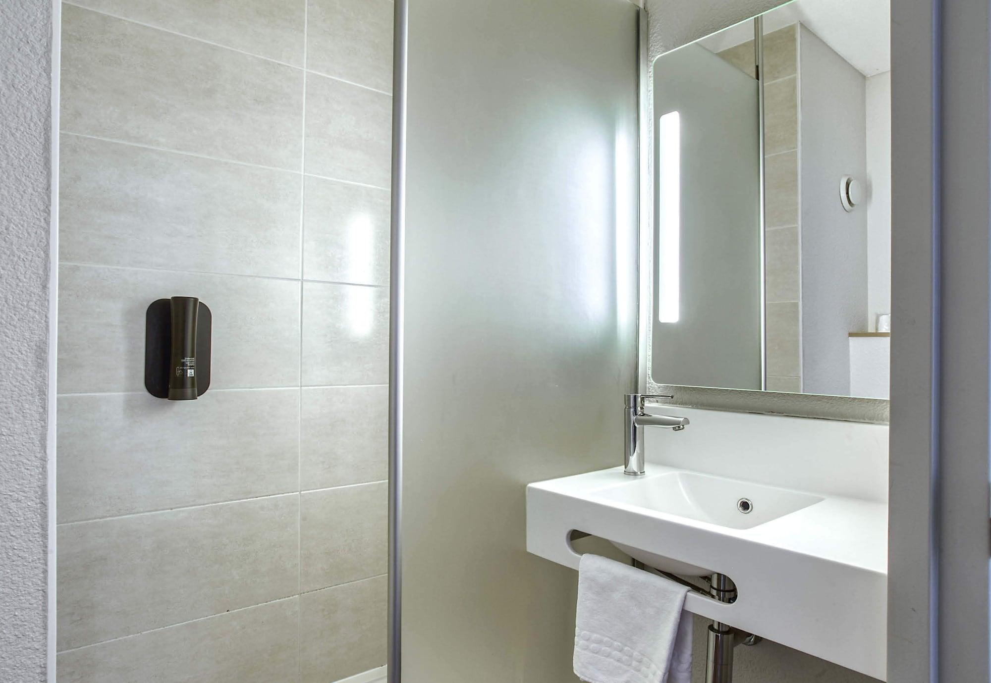 Equipamiento de Habitación B&B HOTEL Angoulème