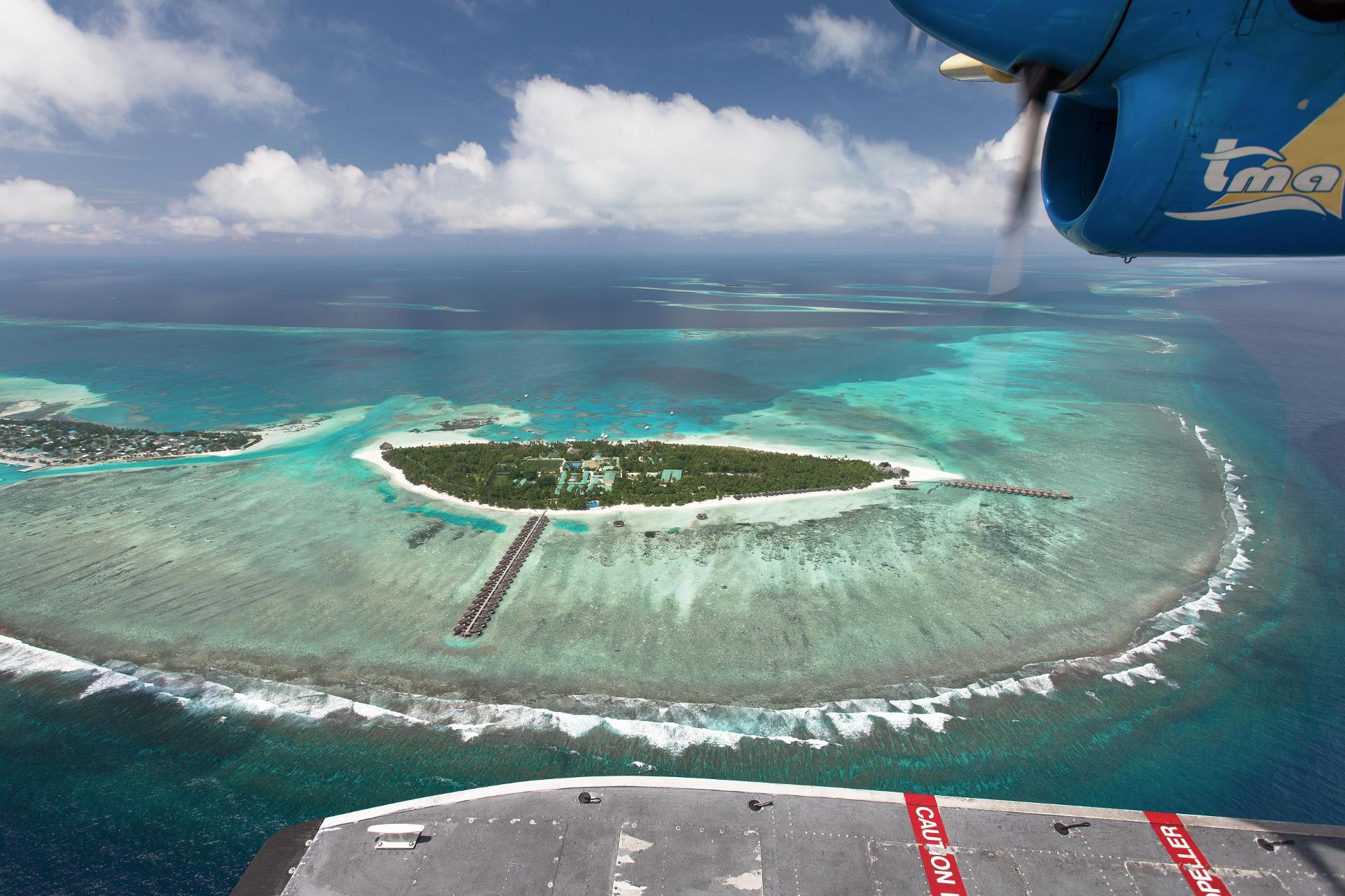 Vista Exterior Meeru Maldives Resort Island