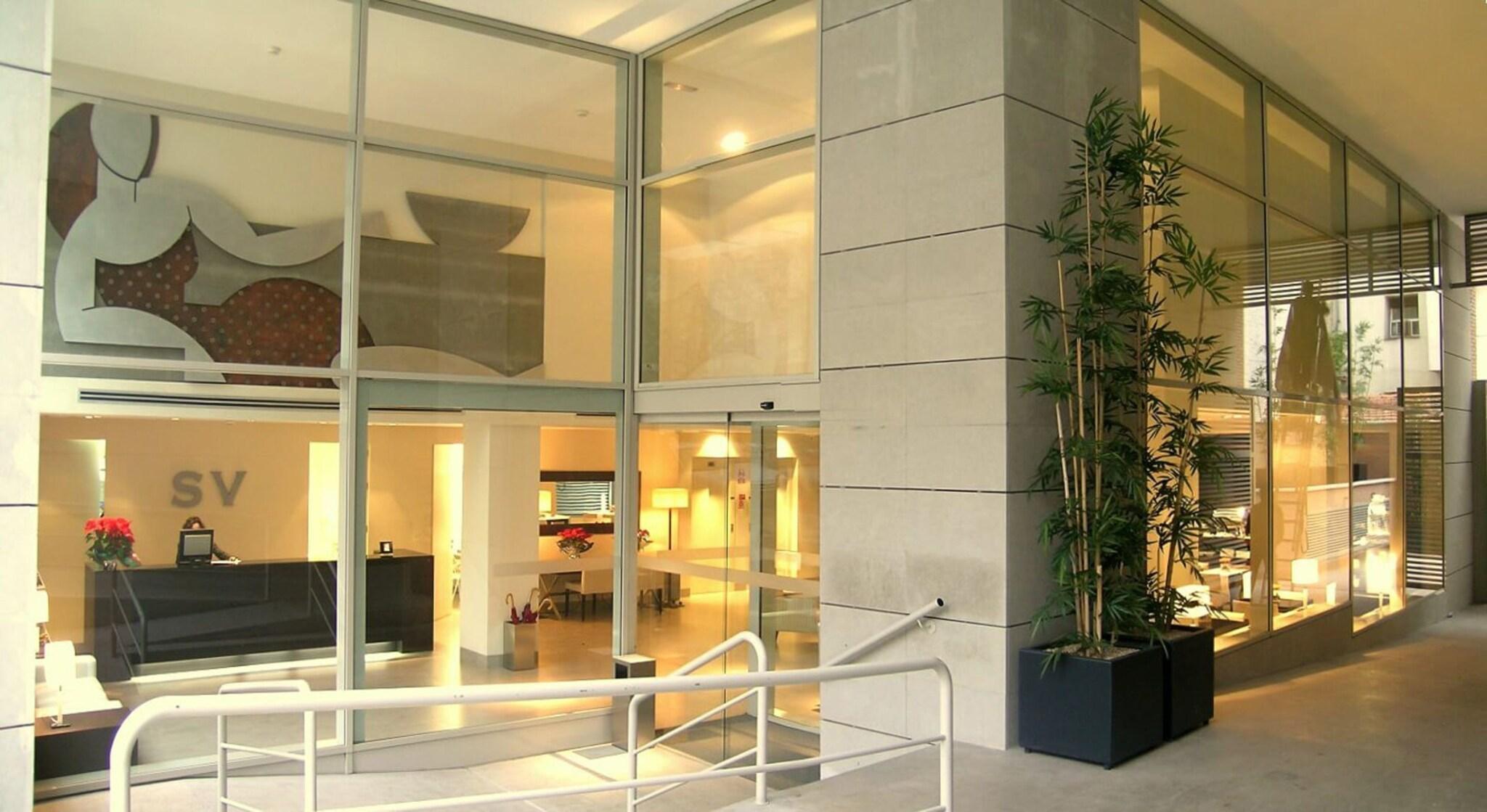 Vista Exterior Suites Viena Plaza de España