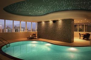 Alojamiento - Cristal Hotel Abu Dhabi