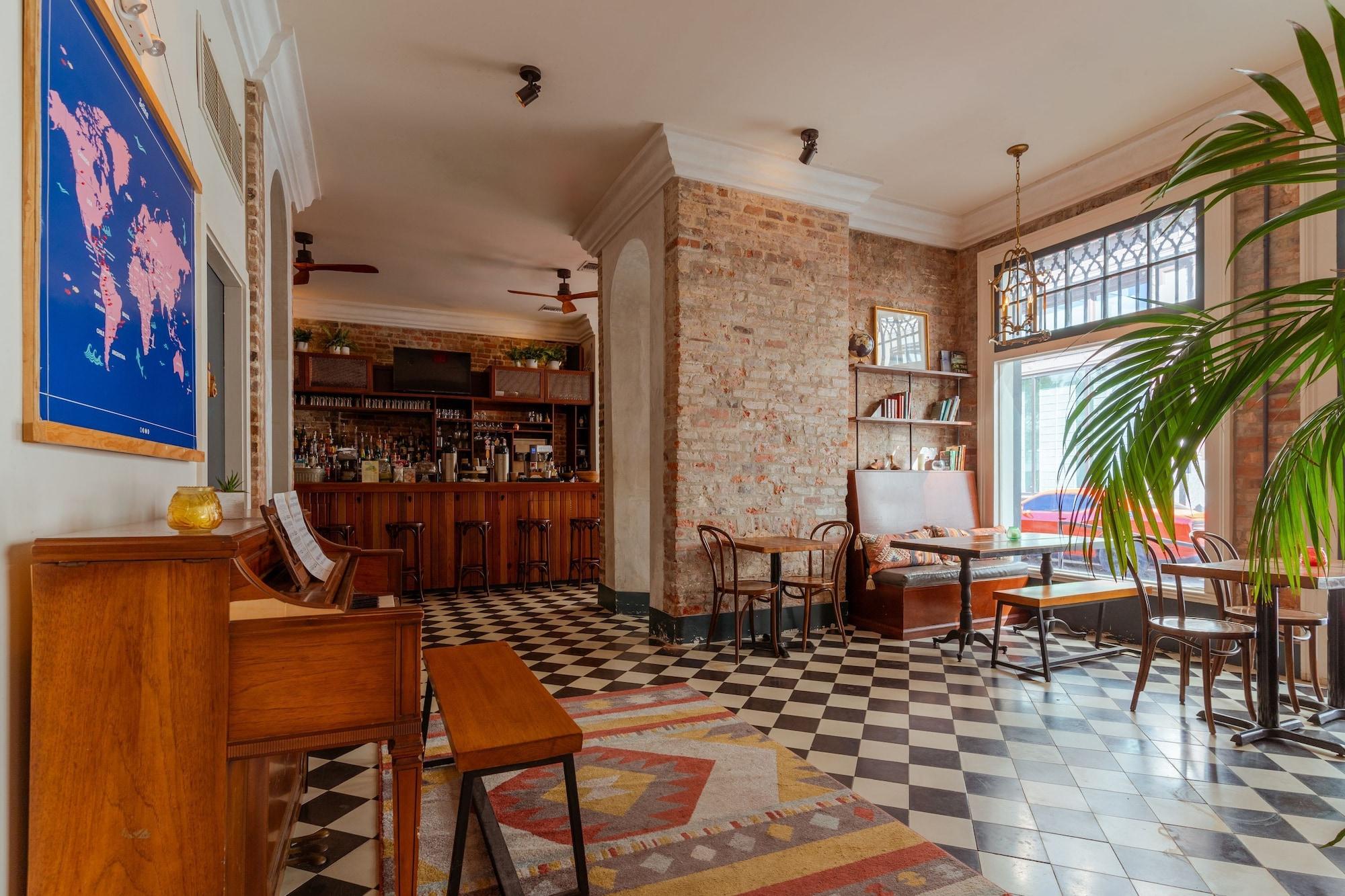 Vista Lobby Catahoula Hotel New Orleans