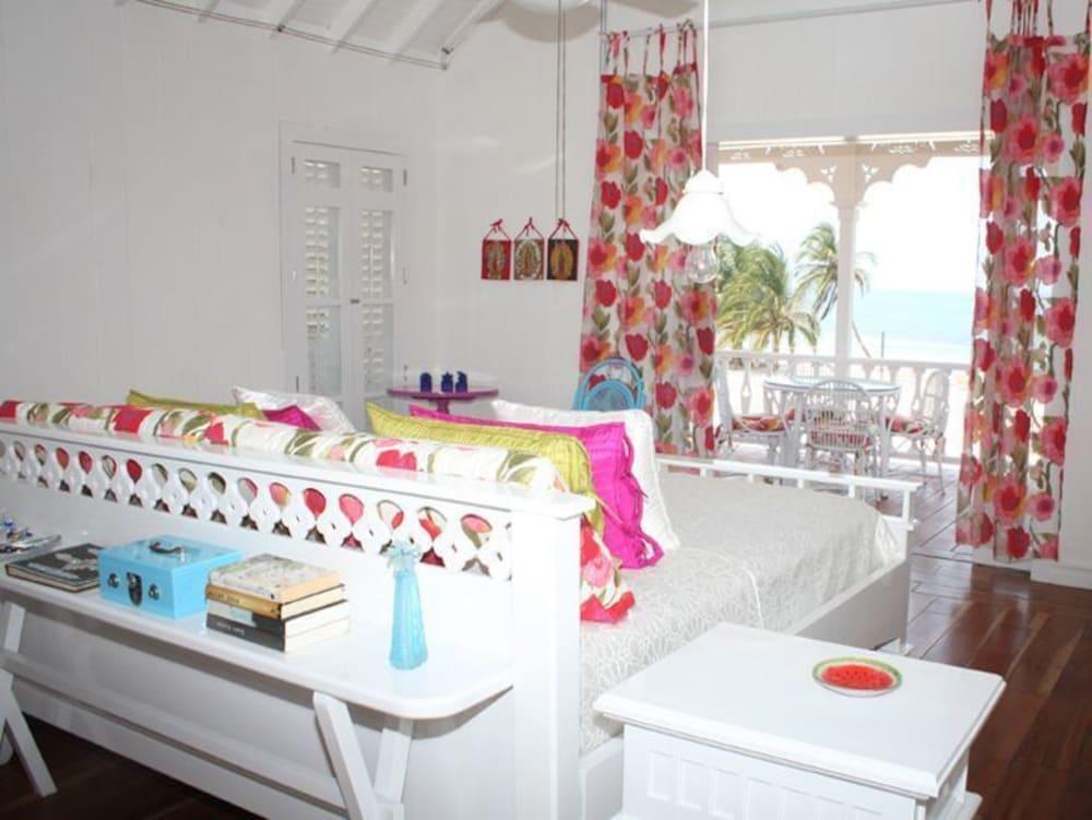 Guest room Agu Azul Beach Resort Hotel Boutique