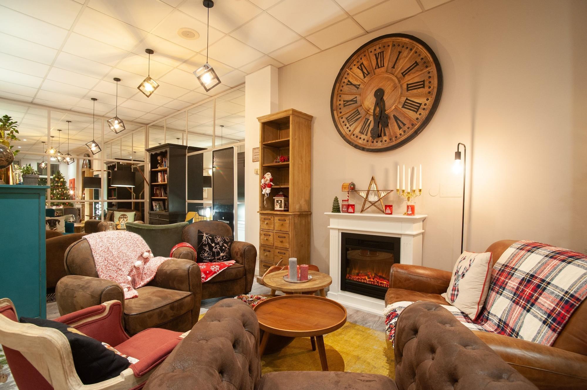 Vista Lobby La Maison Hotel Mulhouse