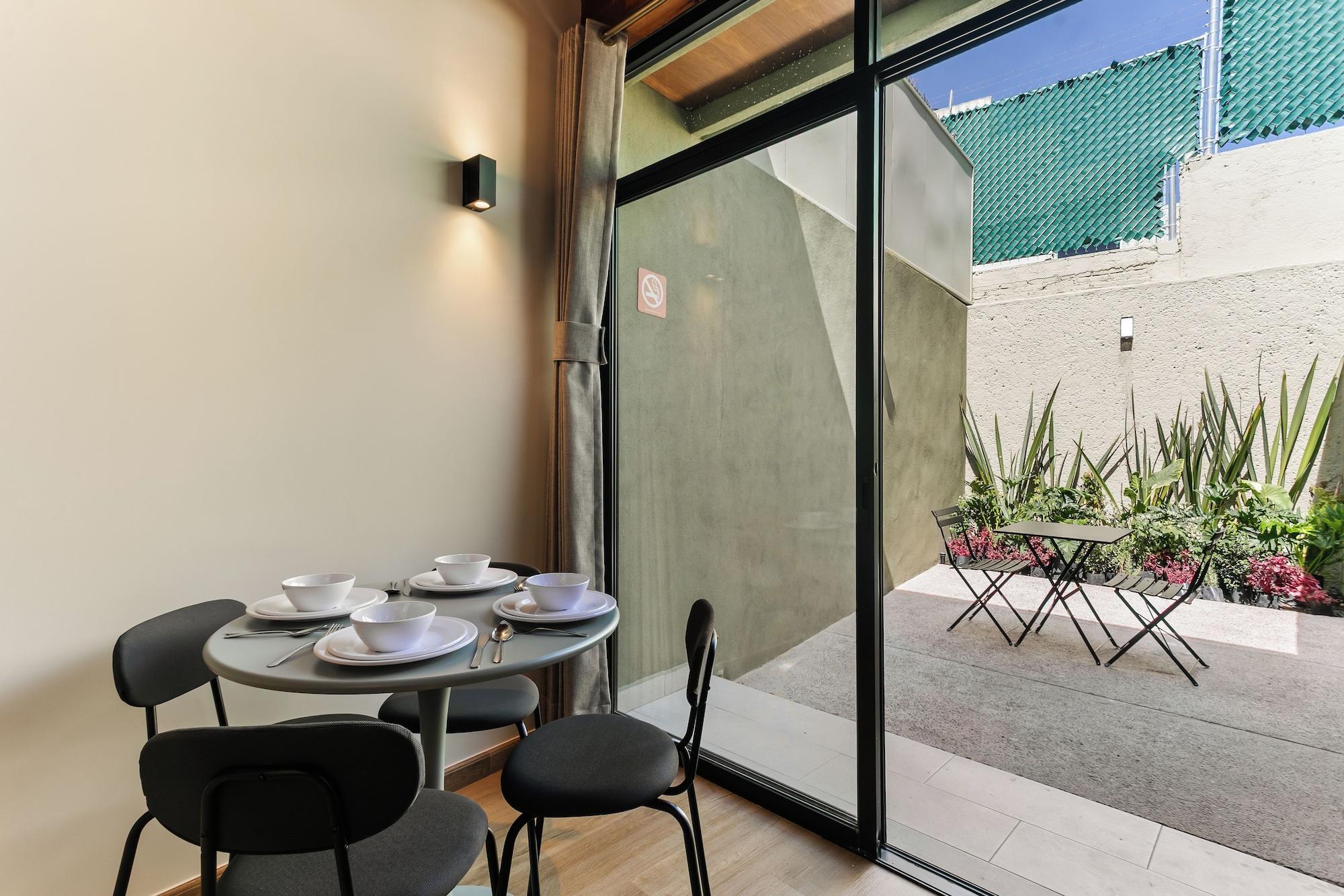 Restaurant Hierba By Homirent