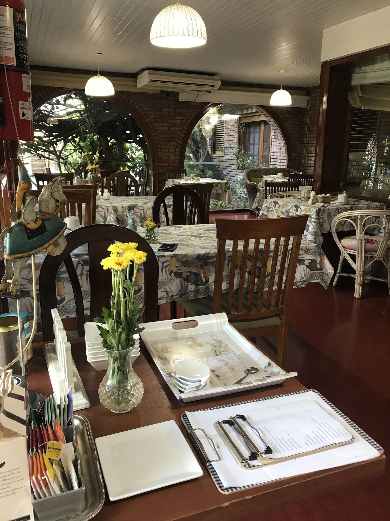 Restaurant Hotel Aeropuerto Ezeiza Casa de MR