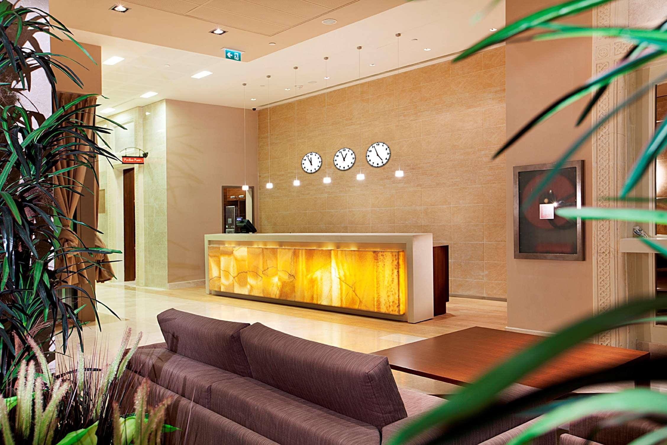 Vista Lobby Hilton Garden Inn Sanliurfa
