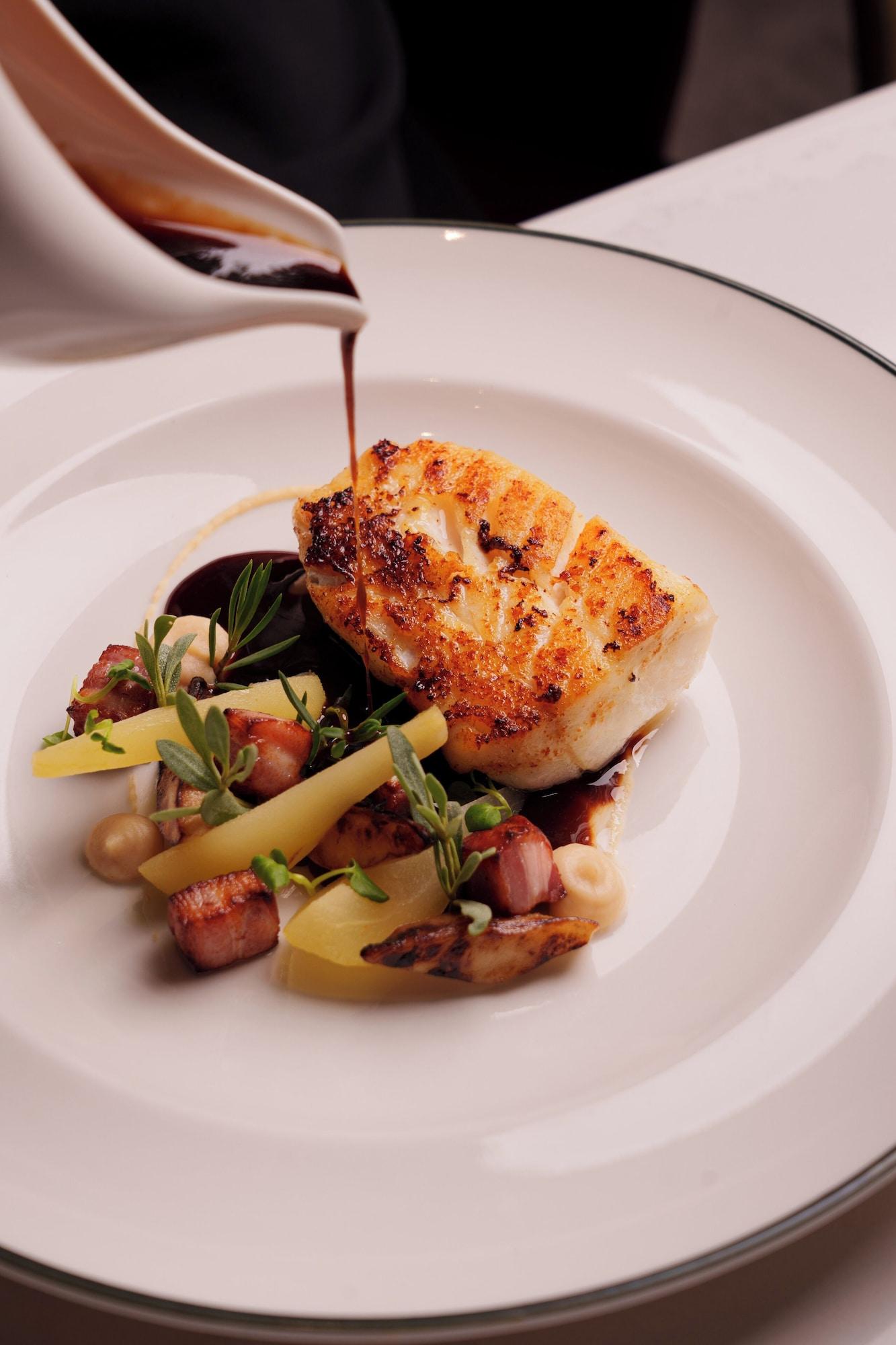 Restaurant The Caledonian Edinburgh, Curio Collection by Hilton