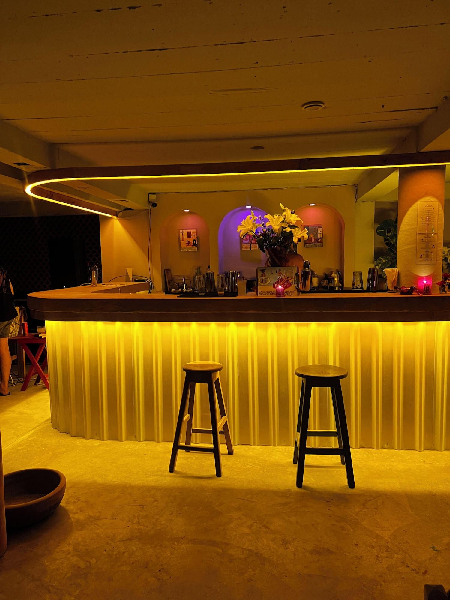 Bar/Salón Sebastian de los milagros