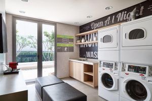 Alquiler Vacacional - Departamentos completos en Pinheiros, a una cuadra de Faria Lima - HomeLike