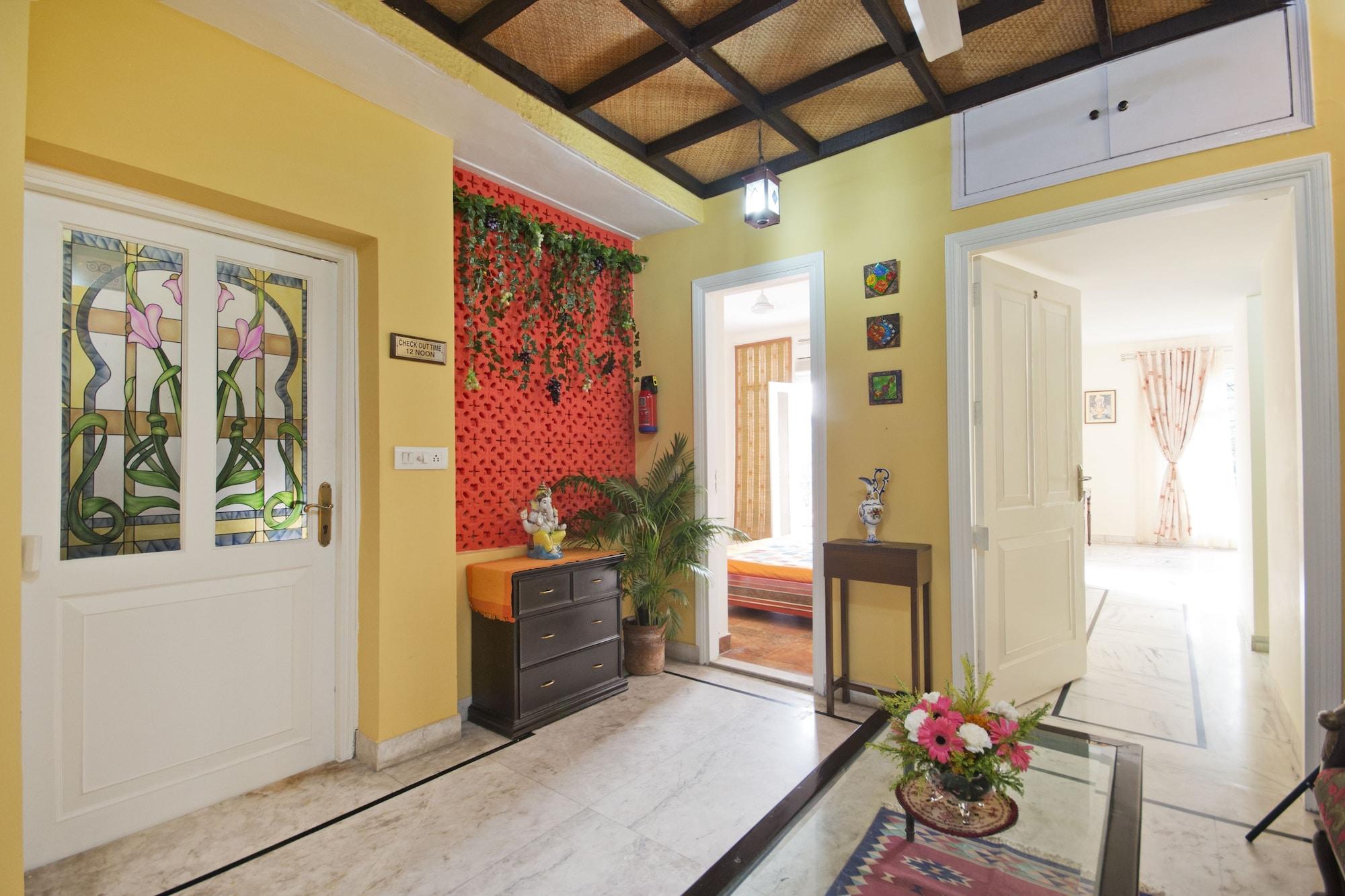 Vista Lobby Prakash Kutir B&B
