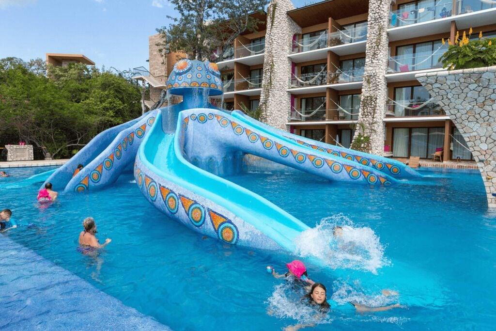 Tobogán de agua Garden Suite at Xcaret All Fun Inclusive "All Inclusive".