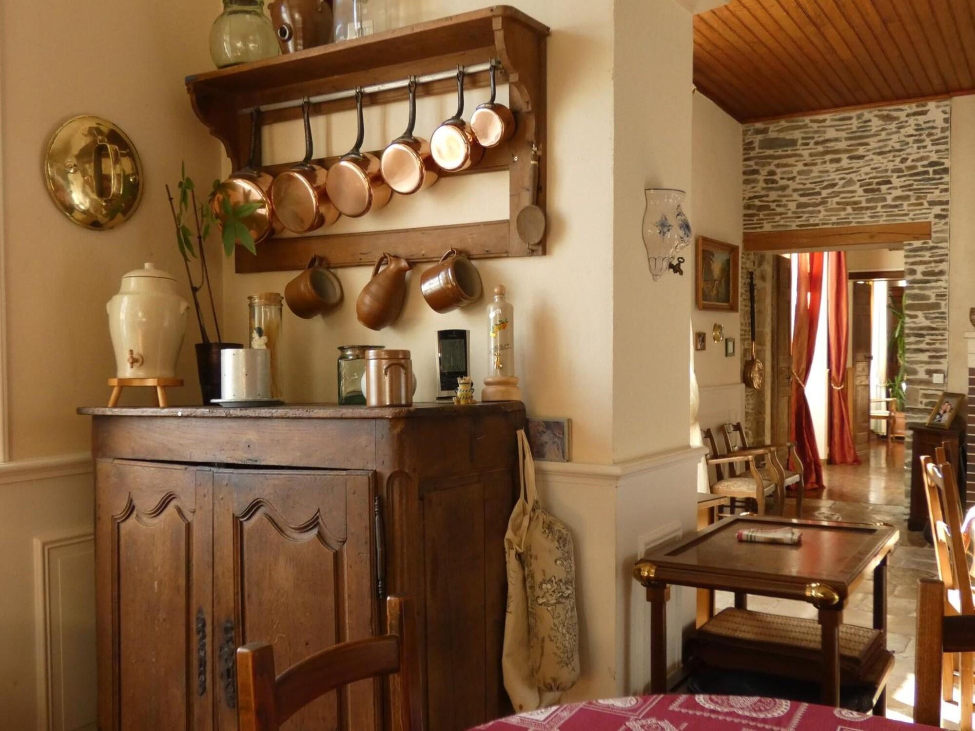 Equipamiento de Habitación Le Tertre