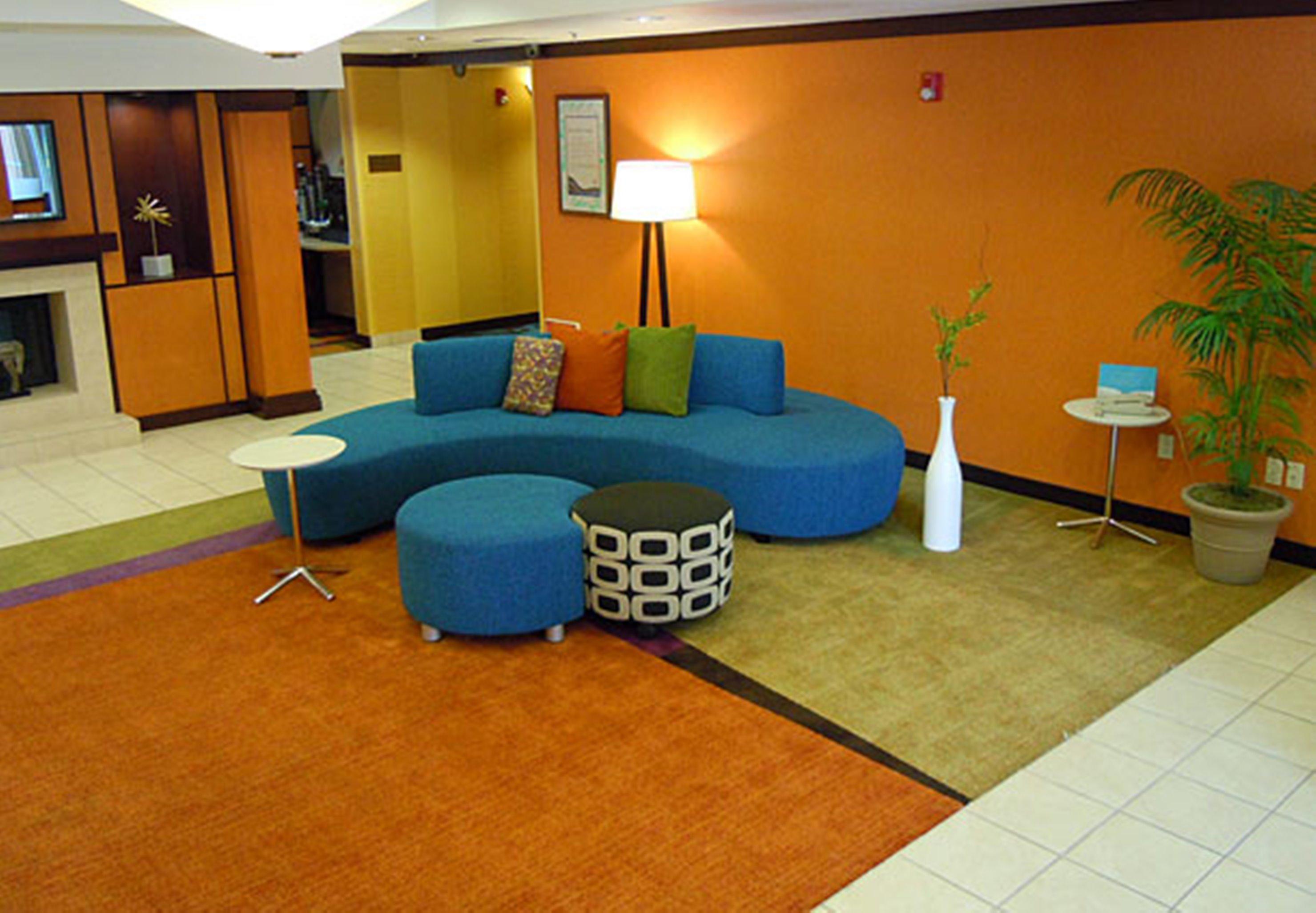 Vista Lobby Fairfield Inn & Suites by Marriott Ukiah - Mendocino County