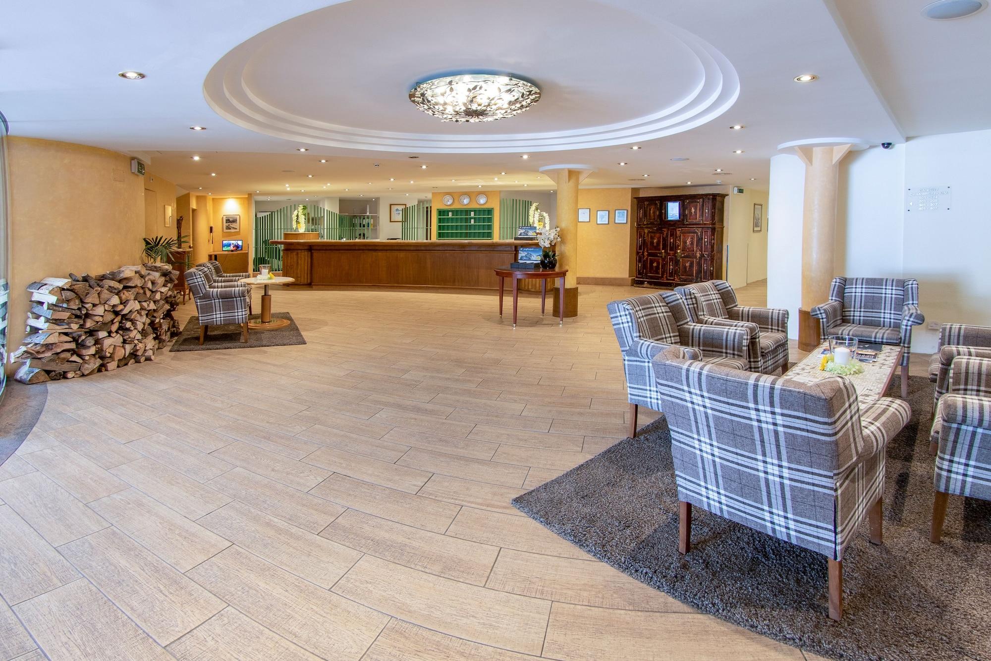Vista Lobby Apartement Eigerpeak