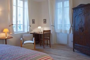 Alquiler Vacacional - Charming Elegant Warm 1B Flat, 592 Ft, Montmartre