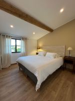 Alquiler Vacacional - Stone house in the heart of the village with pool and garden, Provence charm