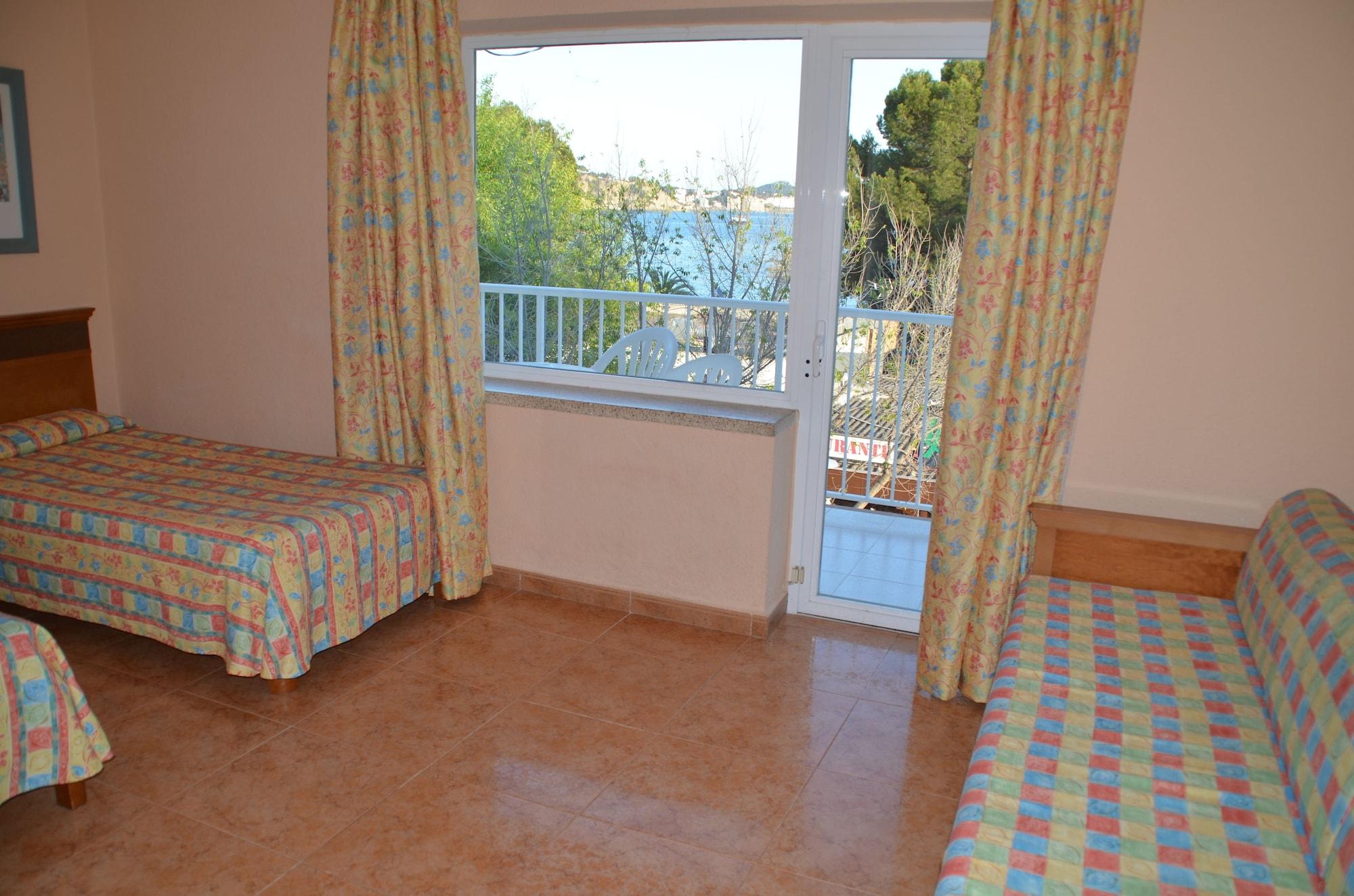 Habitación Hostal Neptuno