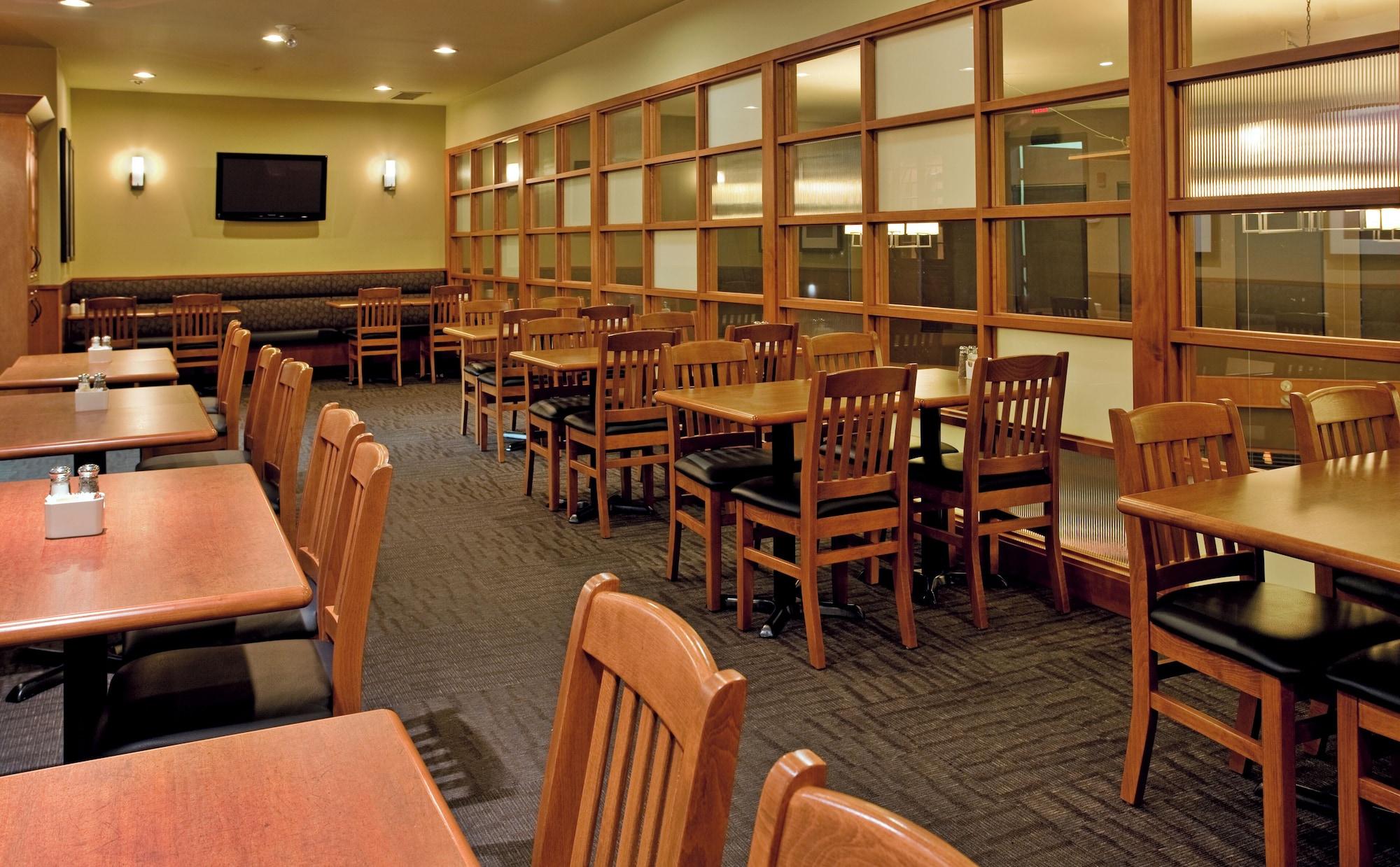 Restaurant Holiday Inn Hotel & Suites Kamloops by IHG