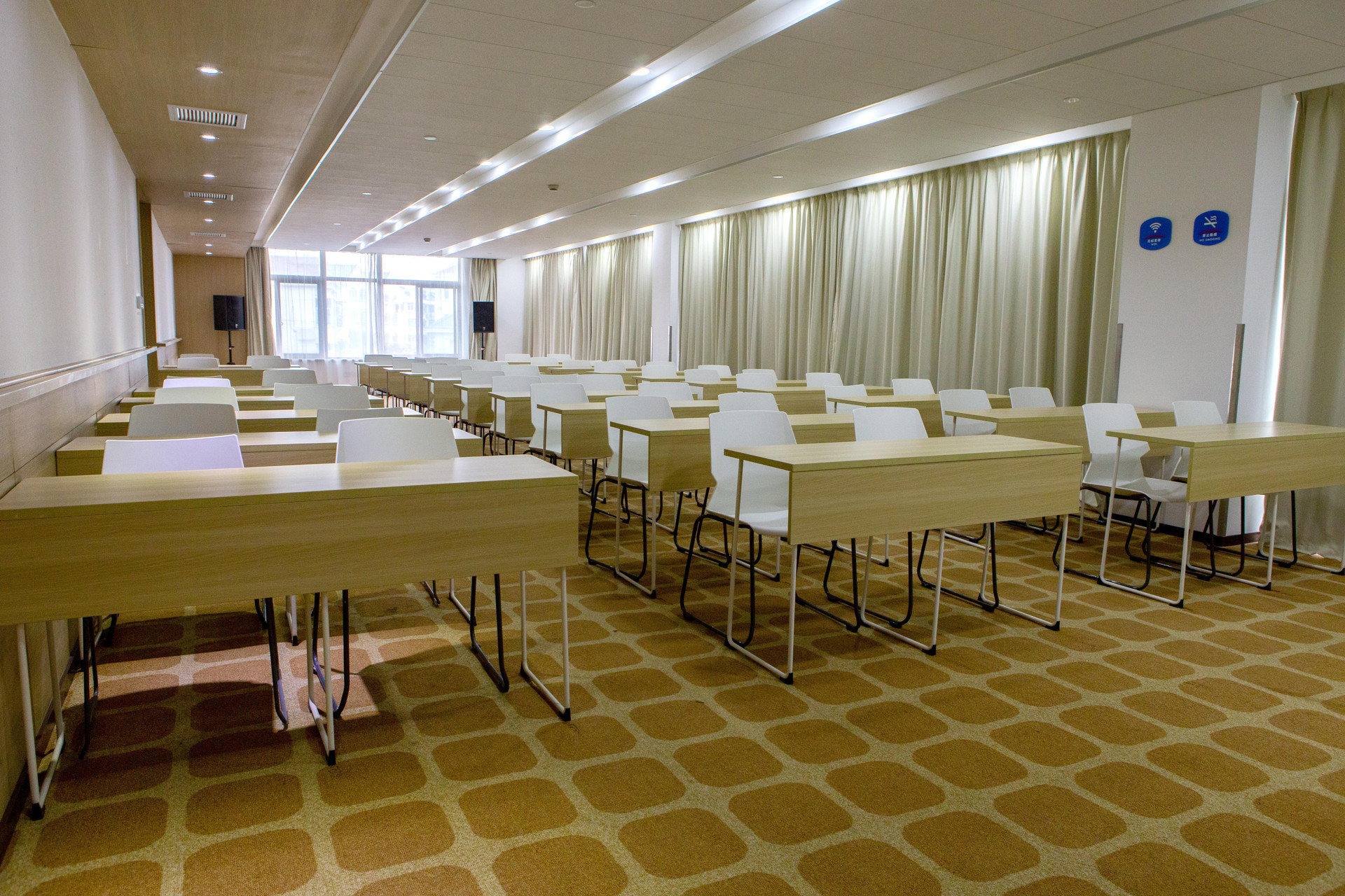 Centro de Negocios Hanting Hotel Shanghai Songjiang Sheshan Store