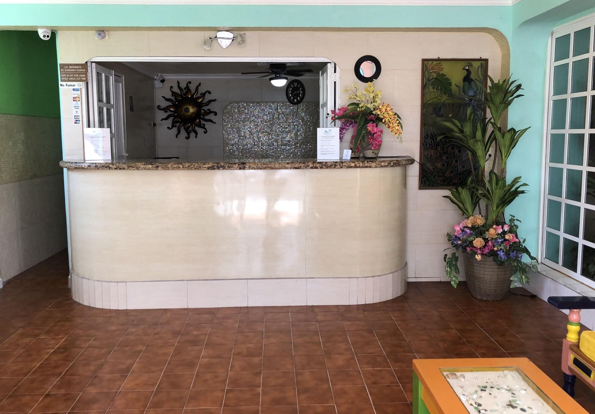 Vista Lobby Francis Arlene - Adults Only