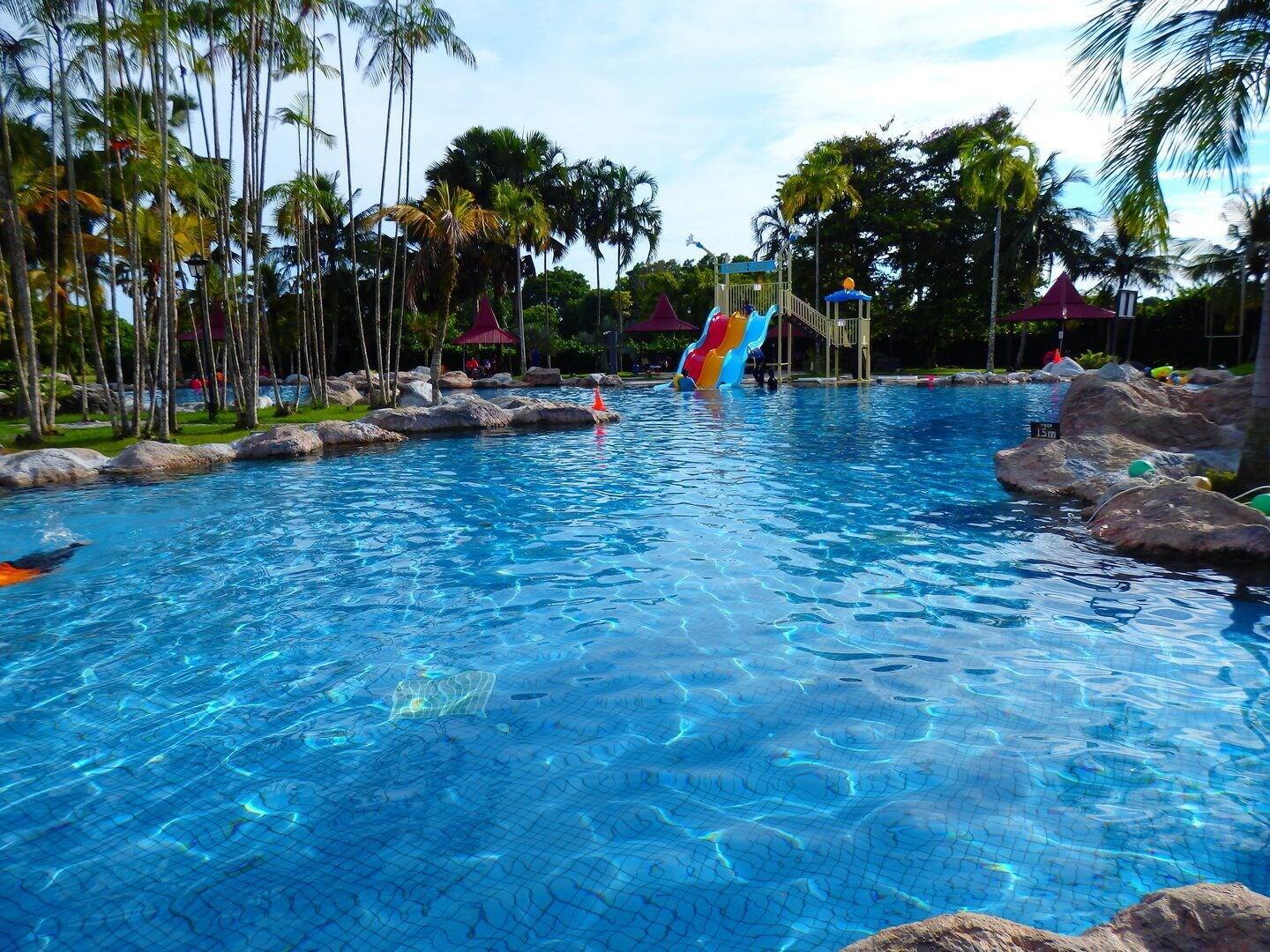 Vista Piscina Kukup Golf Resort