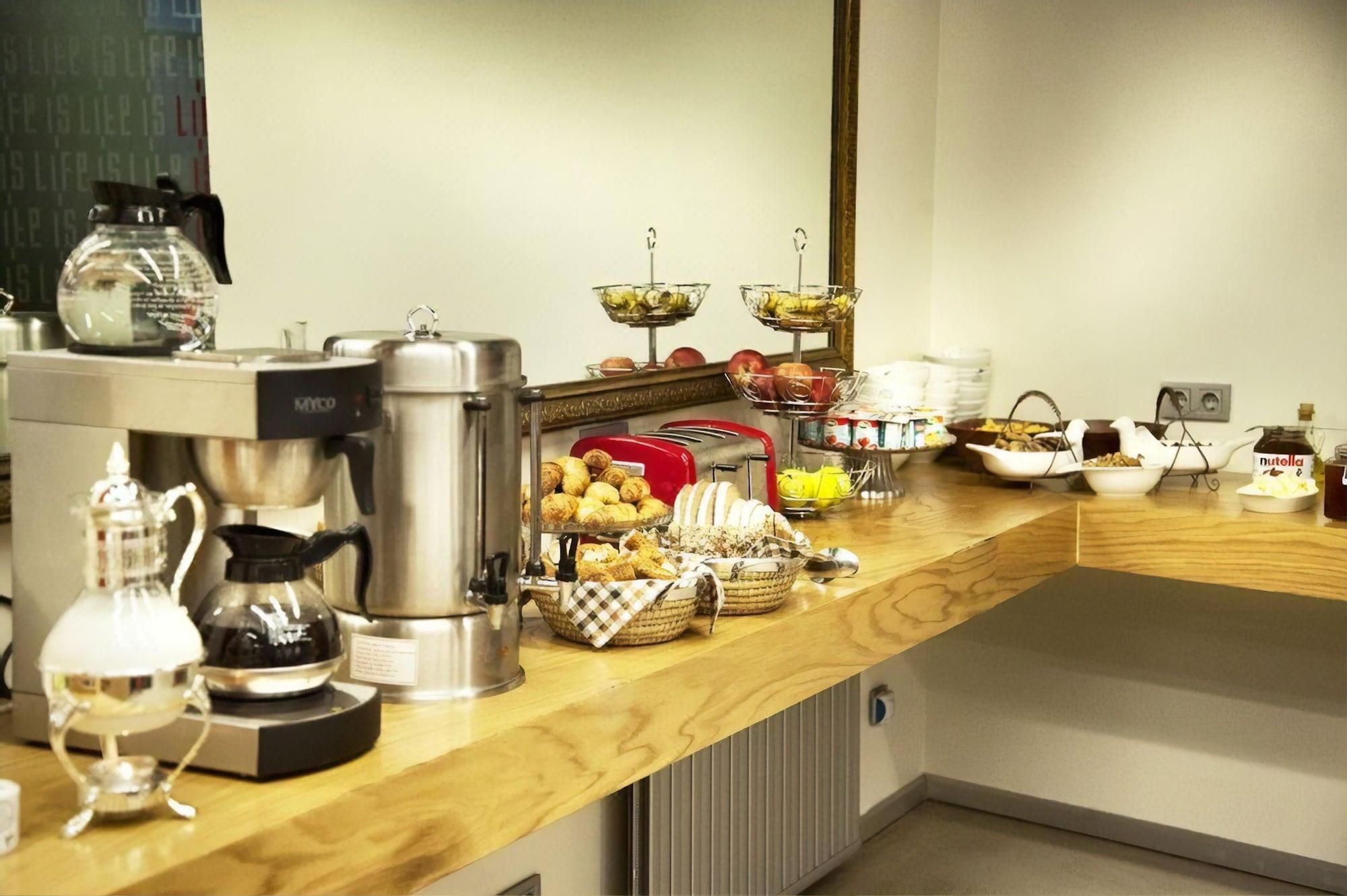 Restaurant Nuru Ziya Residence