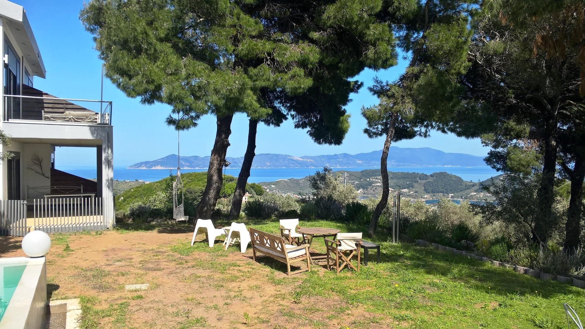 Vista Exterior Entechnos Living