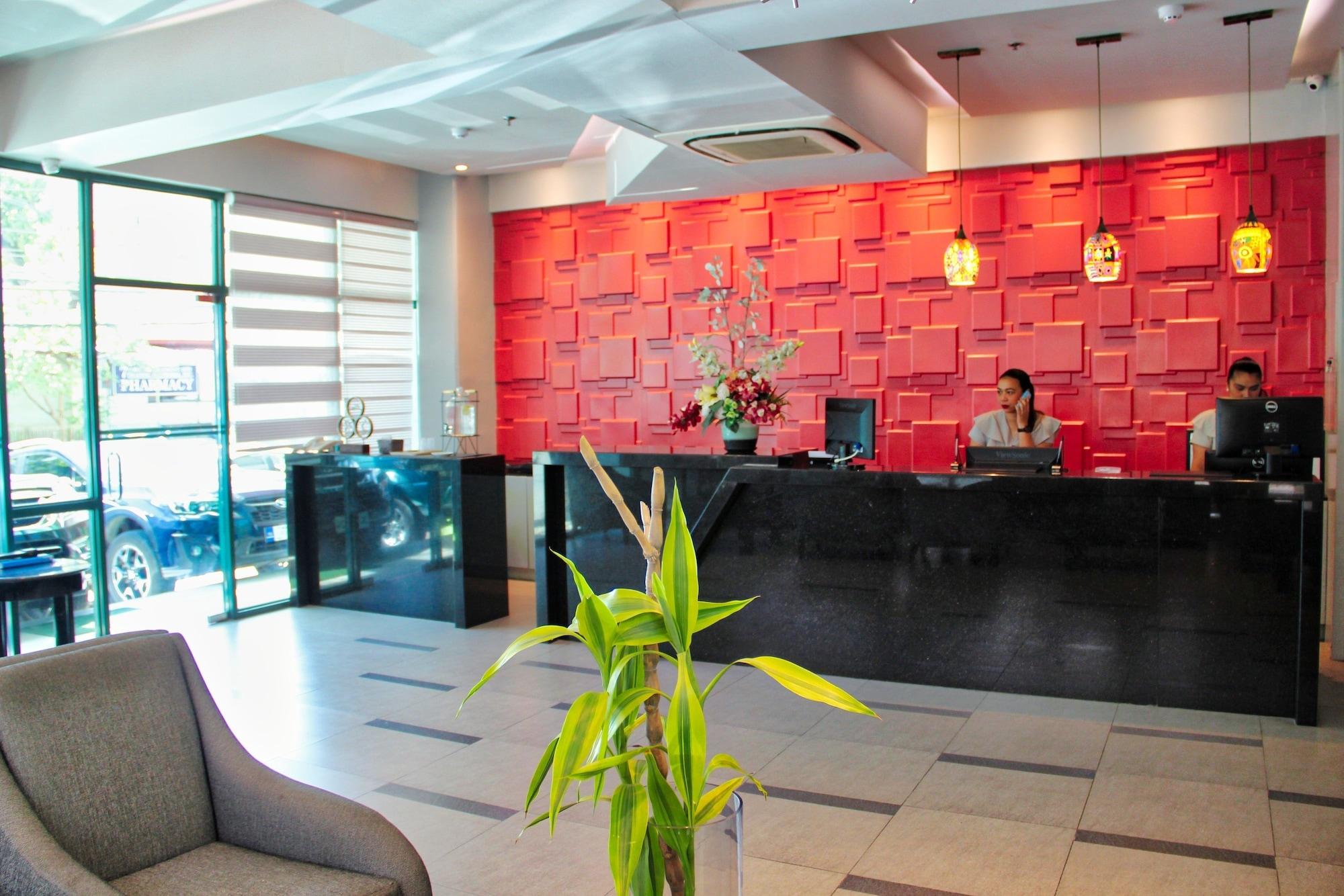 Vista Lobby New Dawn Hotel Plus