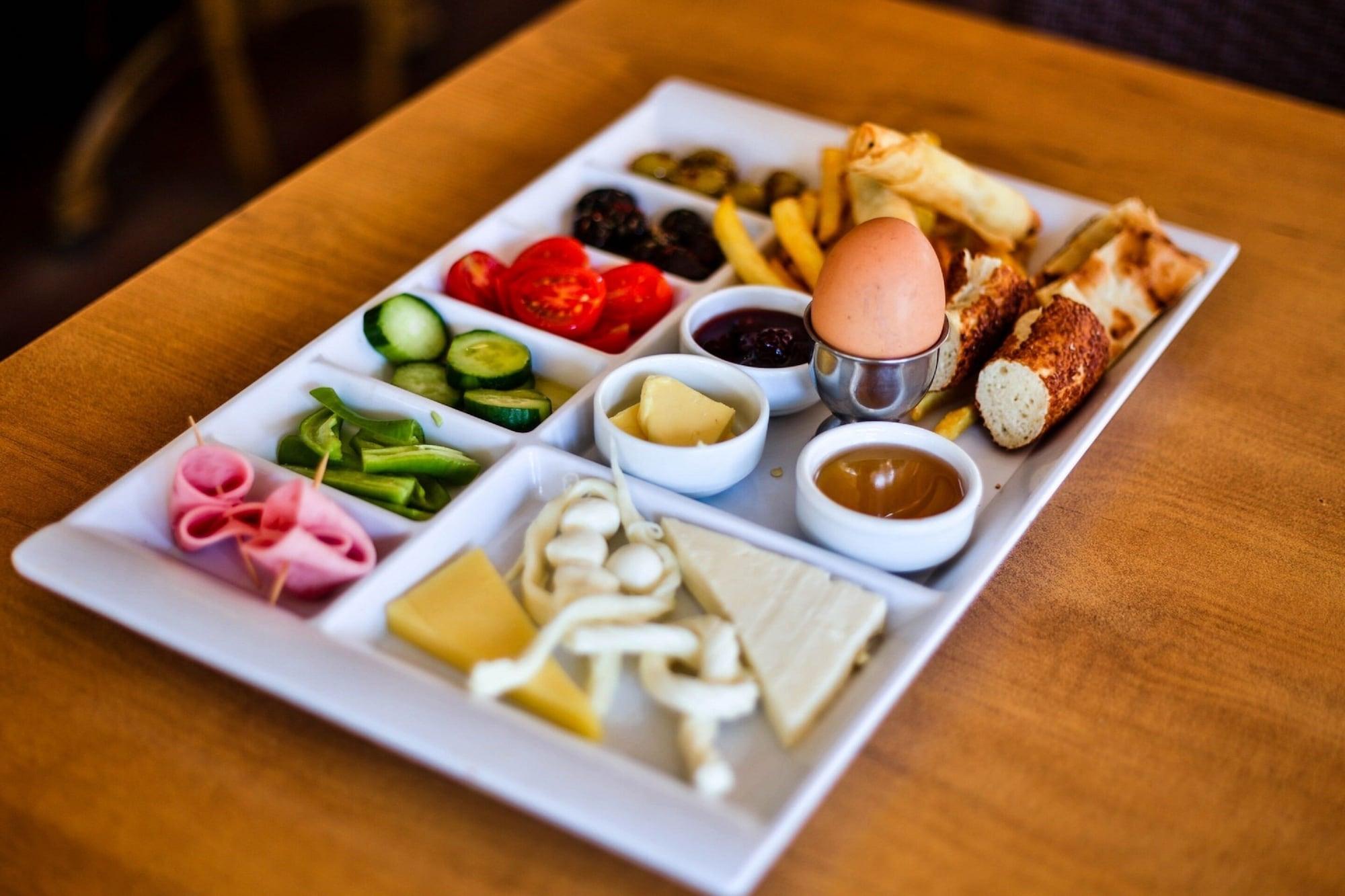 Restaurant Otantik Hotel