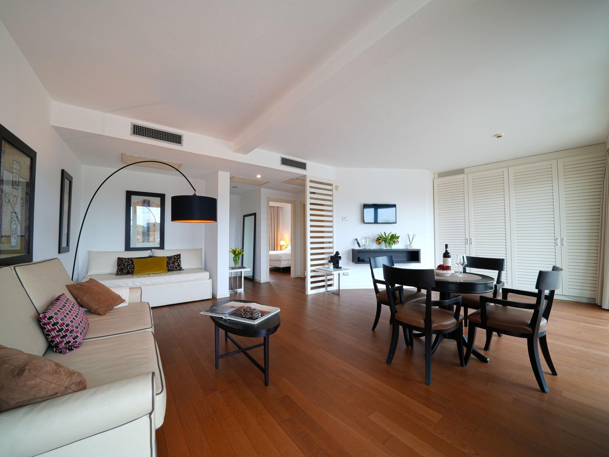Habitación Pisa Tower Plaza