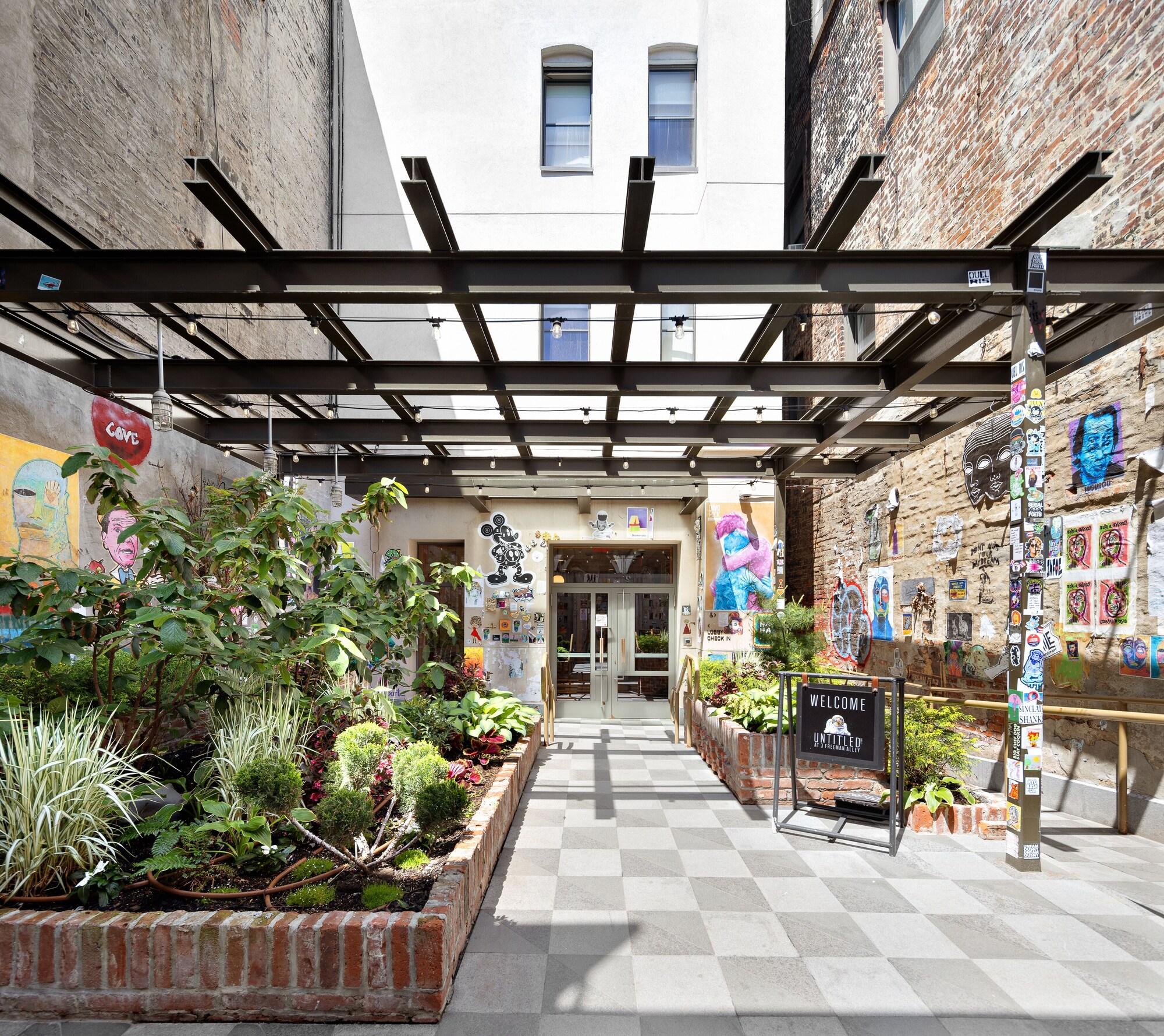 Vista Exterior Untitled at 3 Freeman Alley